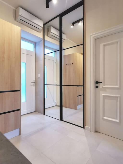 Apartman Noa Siroki Brijeg Luaran gambar